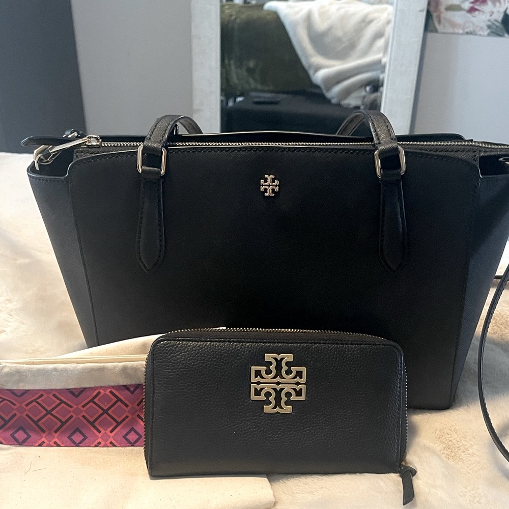 Tory Burch Emerson Small Tote